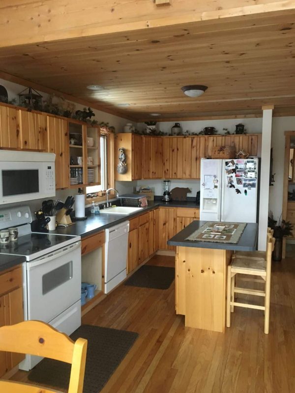 Lookout Cabin Kitchen